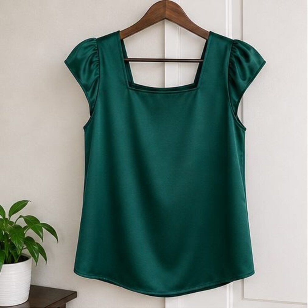 Emerald Puff Sleeve Top